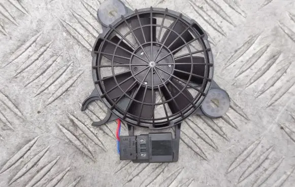 Audi Q4 e-tron Engine control unit/module fan 1EA941052A