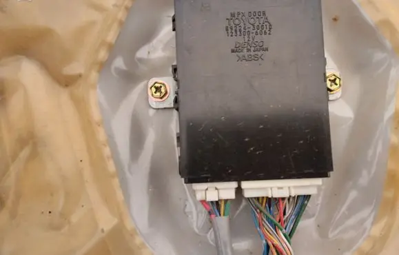 Lexus GS 300 400 430 Door control unit/module 8922430010