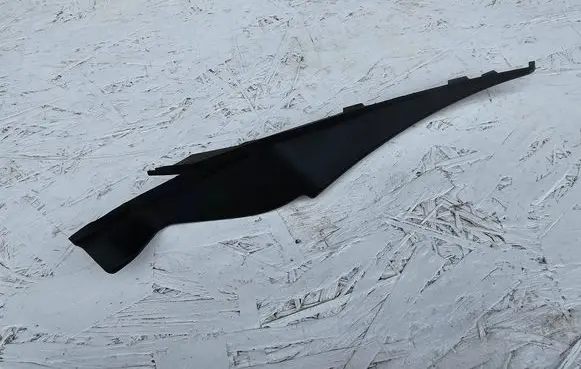 Renault Arkana Wiper trim 668637435R