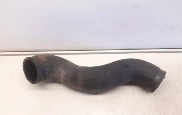 Volvo V70 Intercooler hose/pipe