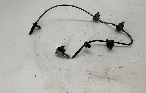 Subaru Forester SK ABS rear brake sensor 27540FL102