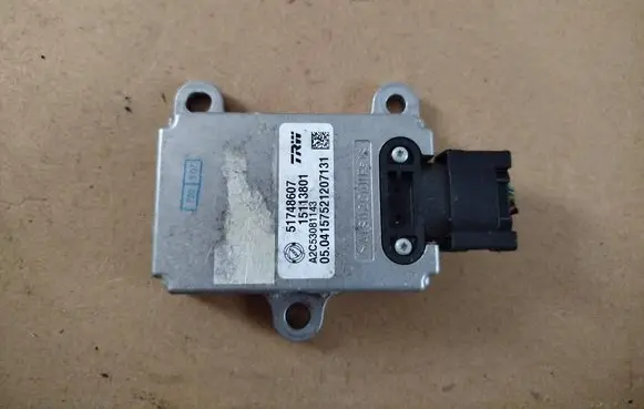 Alfa Romeo 159 ESP acceleration yaw rate sensor 51748607 15113801 A2C53081143