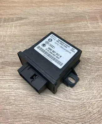 Volkswagen PASSAT B6 Light module LCM 5M0907357B 5WK49189
