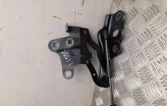 Alfa Romeo Stelvio Tailgate/trunk/boot hinge D861