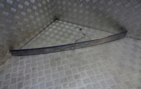 Chevrolet Epica Rear window tailgate spoiler 