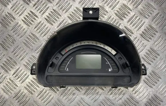 Citroen C3 Speedometer (instrument cluster) P9650735480 216740686 NS03585298