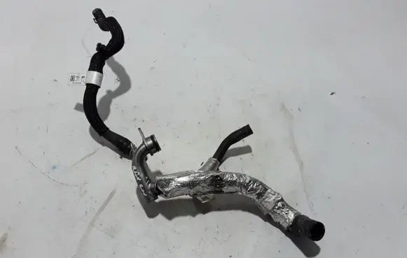 Land Rover Range Rover L405 Coolant pipe/hose K6D38464BB