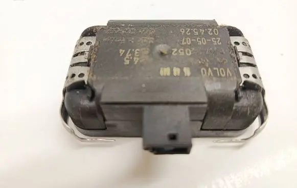Volvo V50 Rain sensor 8648049 250507 024526