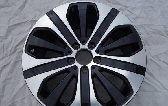 Mercedes-Benz GLC C253 R18 alloy rim A2534014600