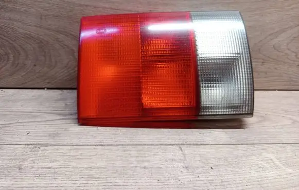 Audi 80 90 S2 B4 Tailgate rear/tail lights 8A0945093 140717 6102
