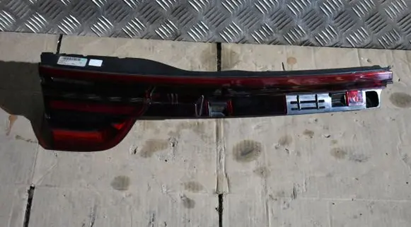 Porsche Panamera (971) Rear/tail lights 971945207E555525