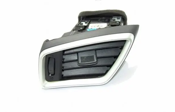 Nissan Qashqai Dash center air vent grill 68761