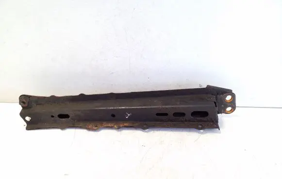 Toyota Prius (XW30) Front subframe