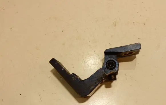Audi A4 S4 B7 8E 8H Front door upper hinge 21157