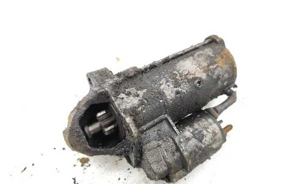 Audi A6 S6 C5 4B Starter motor 068911024E D7R33