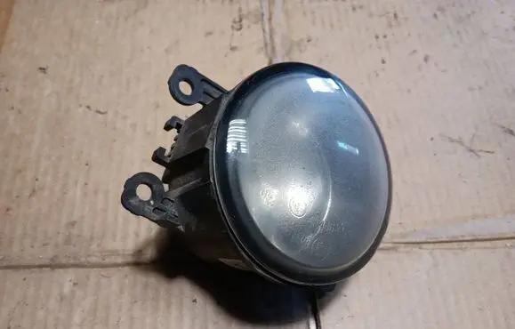 Renault Megane III Front fog light 8200074008 89202503