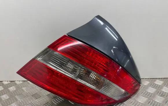 Mercedes-Benz CLC CL203 Rear/tail lights A2038205264 A2038205264KZ