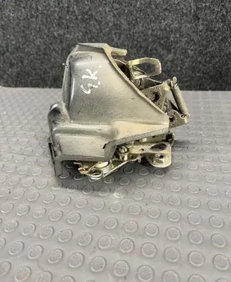 Mercedes-Benz S W126 Rear door lock 1237330108