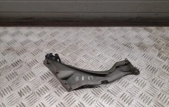 Audi A6 S6 C7 4G Fender mounting bracket 4G0805815 4G0821135A