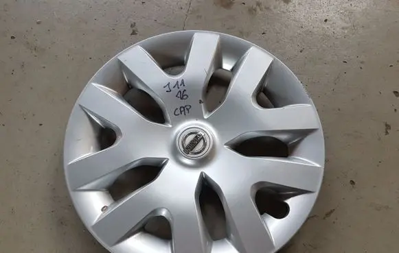 Nissan Qashqai R16 wheel hub/cap/trim 403151KK0B