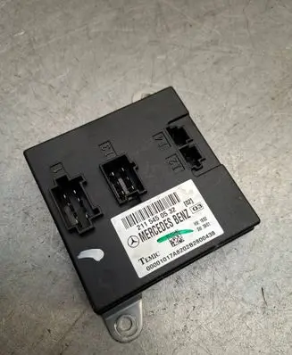 Mercedes-Benz E W211 Comfort/convenience module 2115450532