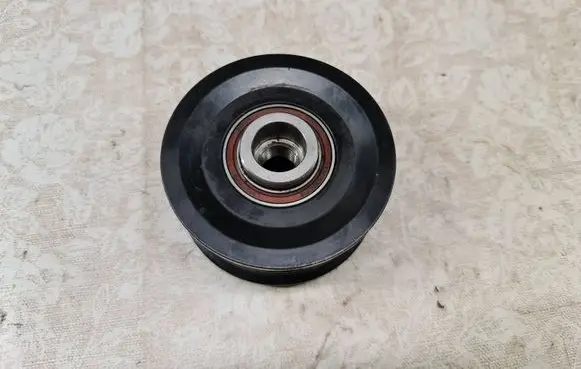Volkswagen PASSAT B5 Alternator pulley 