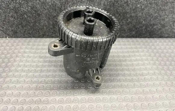 Mercedes-Benz CLK A208 C208 Fuel filter housing A6110900252