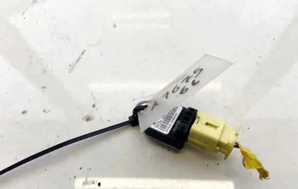 Hyundai i30 Airbag deployment crash/impact sensor 959203k000 95920-3k000