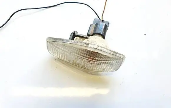Hyundai Trajet Front fender indicator light r923043b1 r92304-3b1