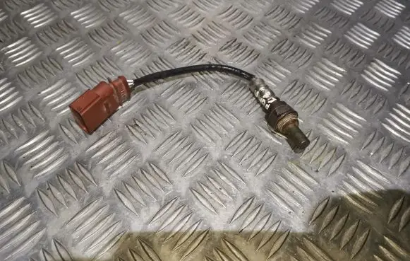 Volkswagen Polo Lambda probe sensor 03D906265A
