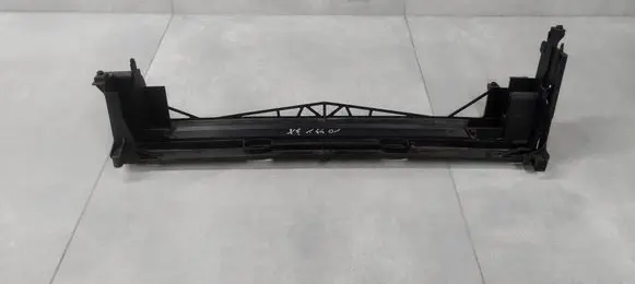 BMW 5 F10 F11 Top upper radiator support slam panel 7639071