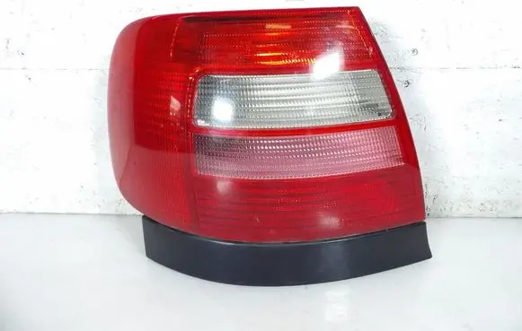 Audi A4 S4 B5 8D Rear/tail lights 8D0945095D