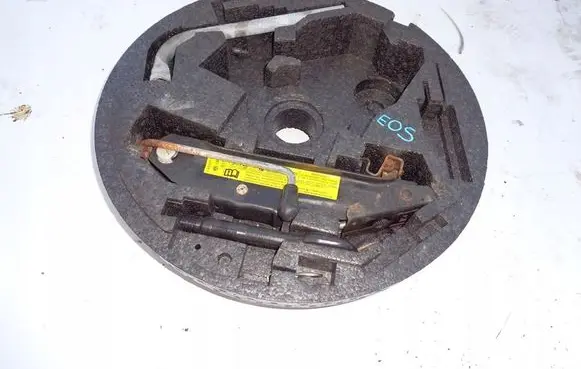 Volkswagen Eos Voltmeter 