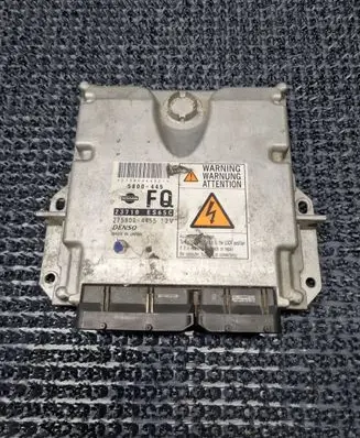 Nissan X-Trail T30 Engine control unit/module 23710ES65C 5800445 2758004455