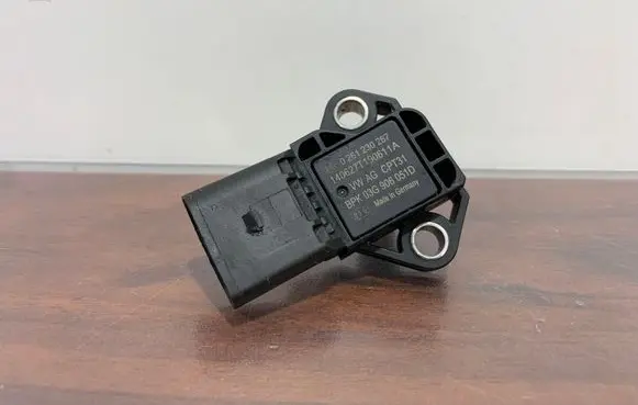 Skoda Yeti (5L) Air pressure sensor 0261230267