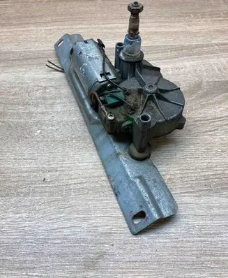 Volkswagen PASSAT B4 Rear window wiper motor 3A9955711 3A9955711A