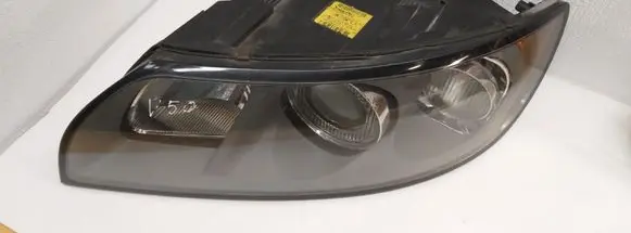 Volvo V50 Headlight/headlamp 30698879 30698654
