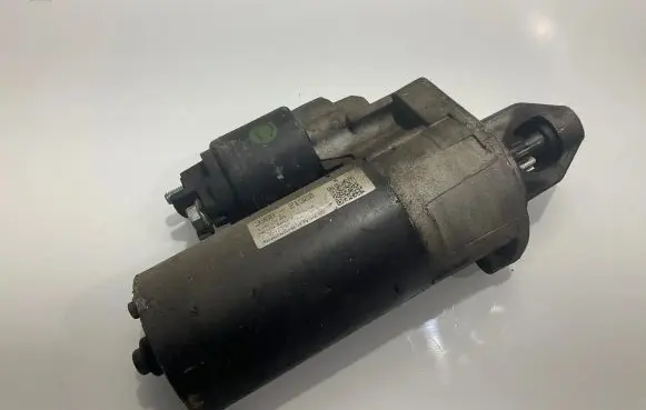 Mercedes-Benz CLS C219 Starter motor