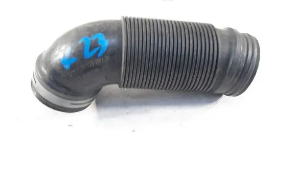 Volkswagen Golf V Air intake hose/pipe 1K0129684B