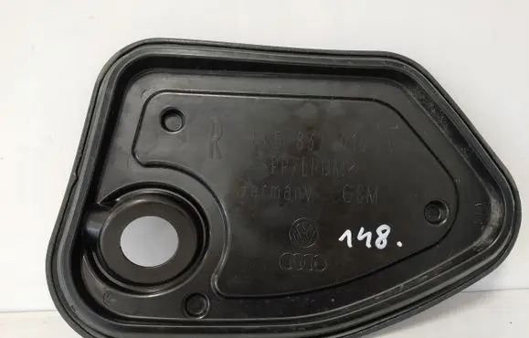 Audi Q3 F3 Other front door trim element 8V5837916A