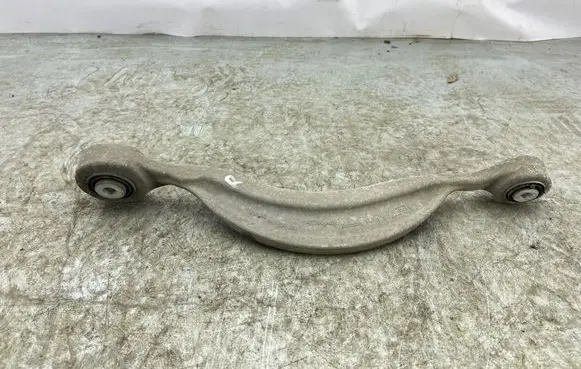 Audi Q7 4M Rear control arm 4M0501531