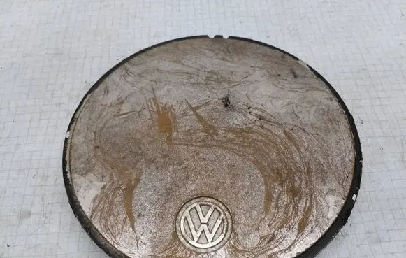 Volkswagen PASSAT B3 Original wheel cap 191601149G 323601149