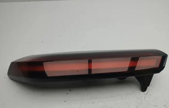 Citroen C4 III e-C4 Tailgate rear/tail lights 9831120680