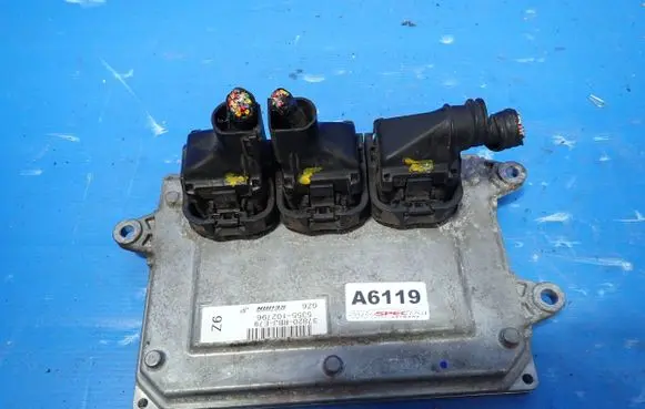 Honda Insight Engine control unit/module 37820-RBJ-E79