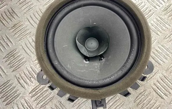 Volvo V60 Front door speaker 30657444