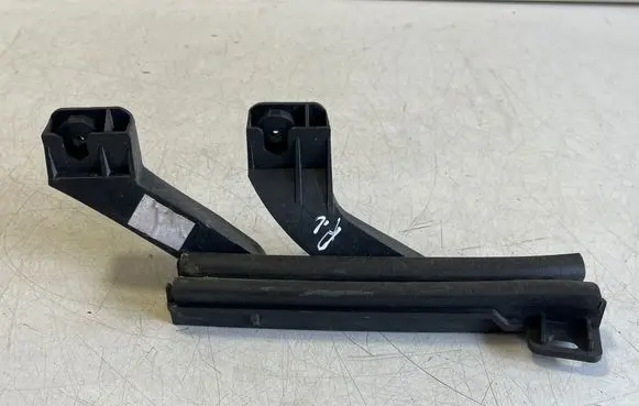 Peugeot Expert Front door windshield rail 9812451180