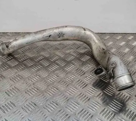 Volkswagen PASSAT B7 Intercooler hose/pipe 1T0145840