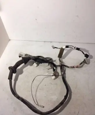 Lexus IS 200-300 Front door wiring loom 8215253120