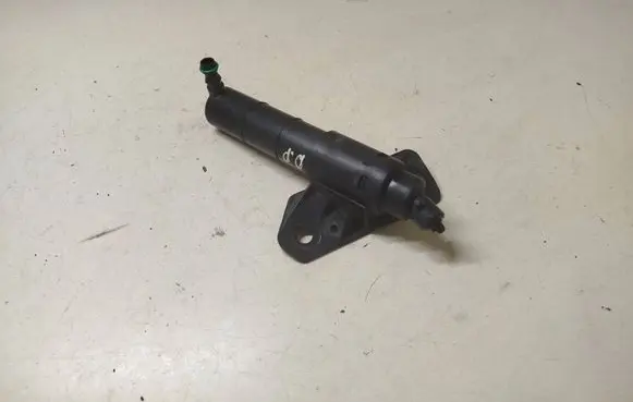 KIA Sportage Headlight washer spray nozzle 00066135 8WT01074202