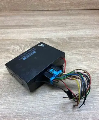Volkswagen PASSAT B5 Comfort/convenience module 1J0959799H 5DK007951 WITHPLUG